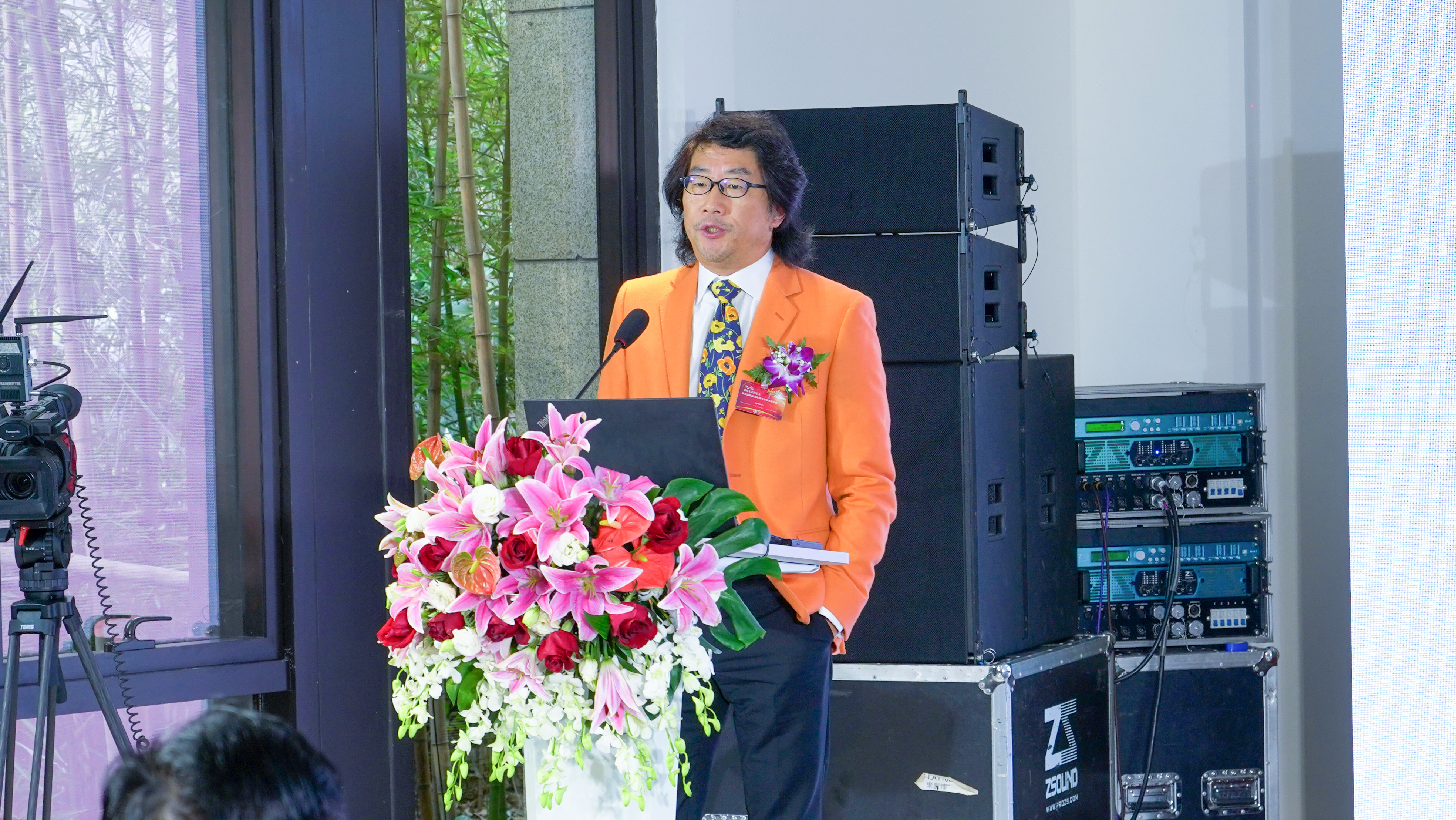 最是一年好时光 接续奋斗启新航 ——pg电子官网国际2020年度年会暨赞美大会炫彩召开